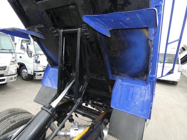 キャンター 　３トン　マニュアル　ダンプ　メッキパーツ　ディーゼル　タ－ボ　　　パワステ　パワーウインドウ電動　コボレーン　２５１２３２（43枚目）