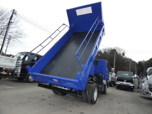 キャンター 　３トン　マニュアル　ダンプ　メッキパーツ　ディーゼル　タ－ボ　　　パワステ　パワーウインドウ電動　コボレーン　２５１２３２（46枚目）