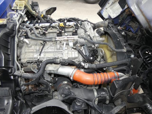 キャンター 　３トン　マニュアル　ダンプ　メッキパーツ　ディーゼル　タ－ボ　　　パワステ　パワーウインドウ電動　コボレーン　２５１２３２（50枚目）