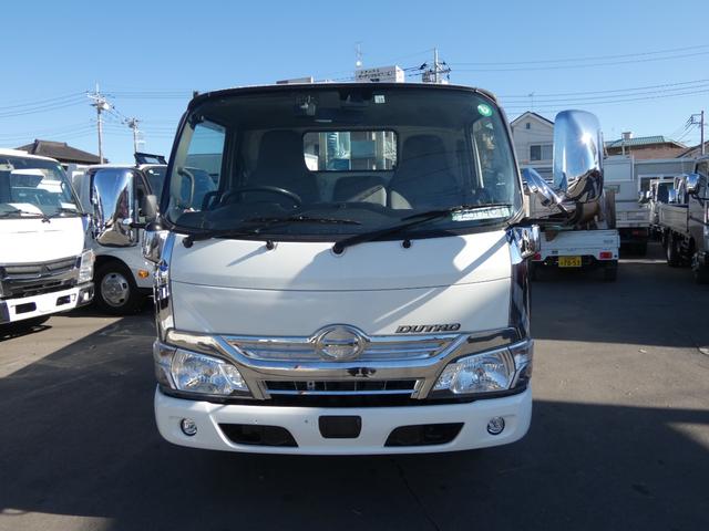 デュトロ 　２　トン　オートマ　平ボディ　ＥＴＣ　電動ミラー・　ディーゼル　ターボ　三方開　アイドリングストップ　２５１１４０（2枚目）