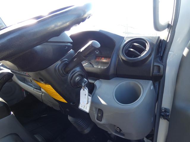 デュトロ 　２　トン　オートマ　平ボディ　ＥＴＣ　電動ミラー・　ディーゼル　ターボ　三方開　アイドリングストップ　２５１１４０（15枚目）