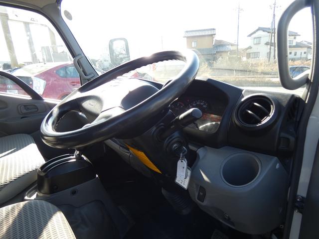 デュトロ 　２　トン　オートマ　平ボディ　ＥＴＣ　電動ミラー・　ディーゼル　ターボ　三方開　アイドリングストップ　２５１１４０（16枚目）
