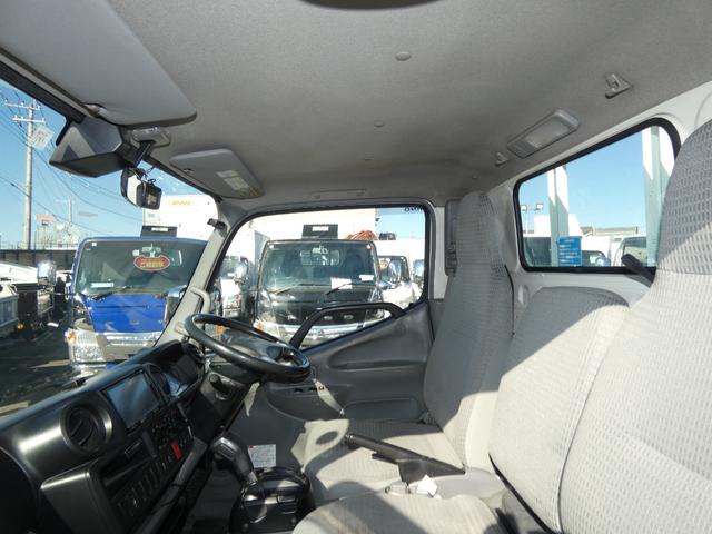 デュトロ 　２　トン　オートマ　平ボディ　ＥＴＣ　電動ミラー・　ディーゼル　ターボ　三方開　アイドリングストップ　２５１１４０（23枚目）