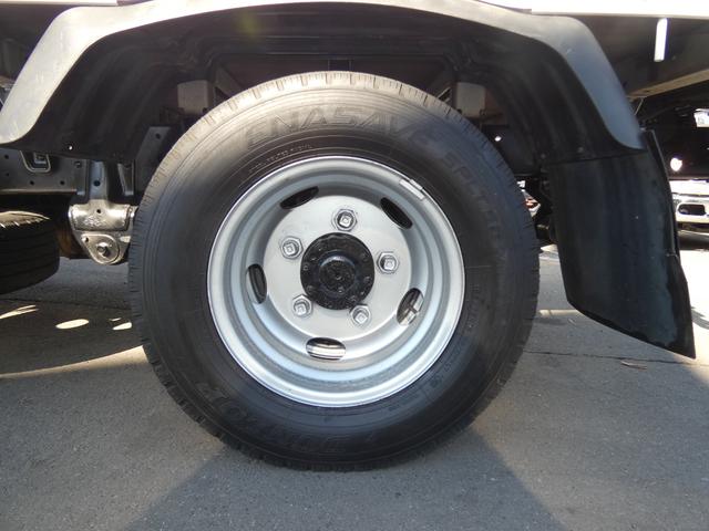 デュトロ 　２　トン　オートマ　平ボディ　ＥＴＣ　電動ミラー・　ディーゼル　ターボ　三方開　アイドリングストップ　２５１１４０（28枚目）