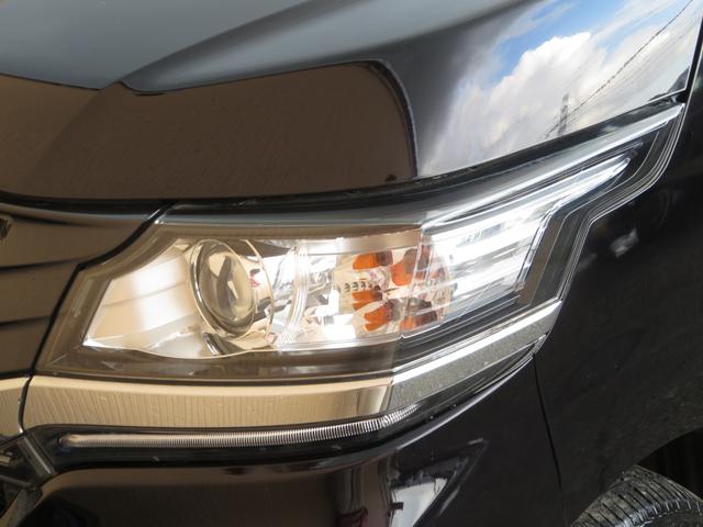 G・Aパッケージ メモリーナビ フルセグ Bluetooth バックカメラ ステアスイッチ クルーズコントロール あんしんパッケージ HIDヘッドライト オートライト フォグランプ付き スマートキー プッシュスタート(18枚目)