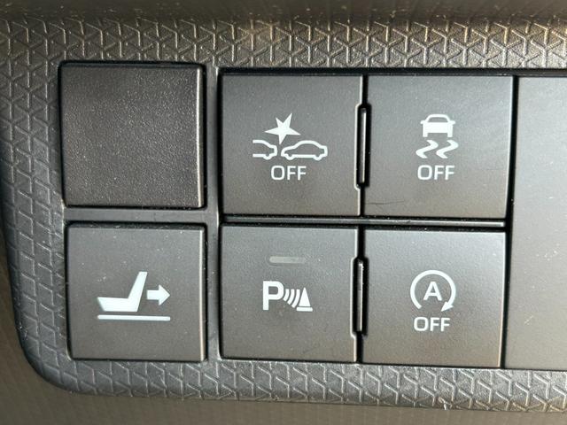 タント カスタムＸ　衝突軽減ブレーキ　両側パワースライドドア　純正ナビ　パノラマモニター　Ｂｌｕｅｔｏｏｔｈ　フルセグ　コーナーセンサー　ＬＥＤヘッドライト　ハーフレザー　アイドリングストップ　スマートキー（8枚目）