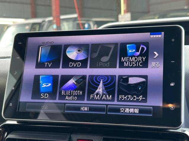 タント カスタムＸ　衝突軽減ブレーキ　両側パワースライドドア　純正ナビ　パノラマモニター　Ｂｌｕｅｔｏｏｔｈ　フルセグ　コーナーセンサー　ＬＥＤヘッドライト　ハーフレザー　アイドリングストップ　スマートキー（10枚目）