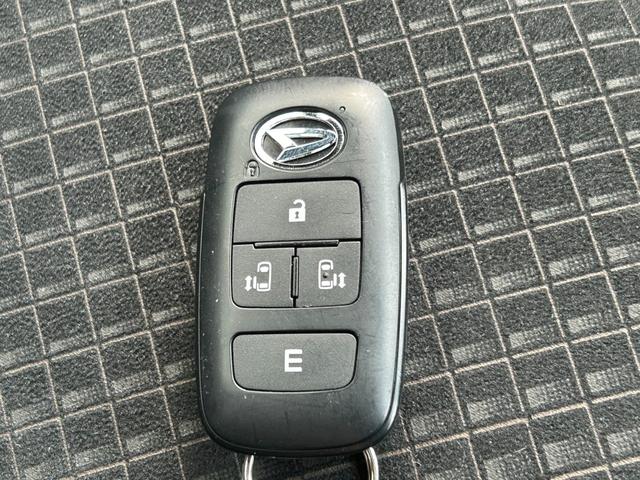 タント カスタムＸ　衝突軽減ブレーキ　両側パワースライドドア　純正ナビ　パノラマモニター　Ｂｌｕｅｔｏｏｔｈ　フルセグ　コーナーセンサー　ＬＥＤヘッドライト　ハーフレザー　アイドリングストップ　スマートキー（13枚目）