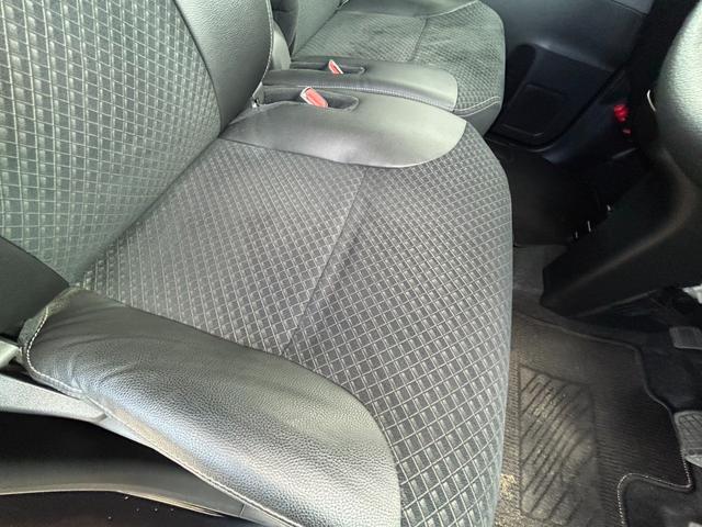 タント カスタムＸ　衝突軽減ブレーキ　両側パワースライドドア　純正ナビ　パノラマモニター　Ｂｌｕｅｔｏｏｔｈ　フルセグ　コーナーセンサー　ＬＥＤヘッドライト　ハーフレザー　アイドリングストップ　スマートキー（32枚目）