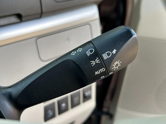 タント Ｘ　ＳＡＩＩ　スマートアシストＩＩ　純正ナビ　バックカメラ　フルセグ　Ｂｌｕｅｔｏｏｔｈ　パワースライドドア　ステアリングリモコン　オートライト　ＥＴＣ　スマートキー　プッシュスタート（12枚目）