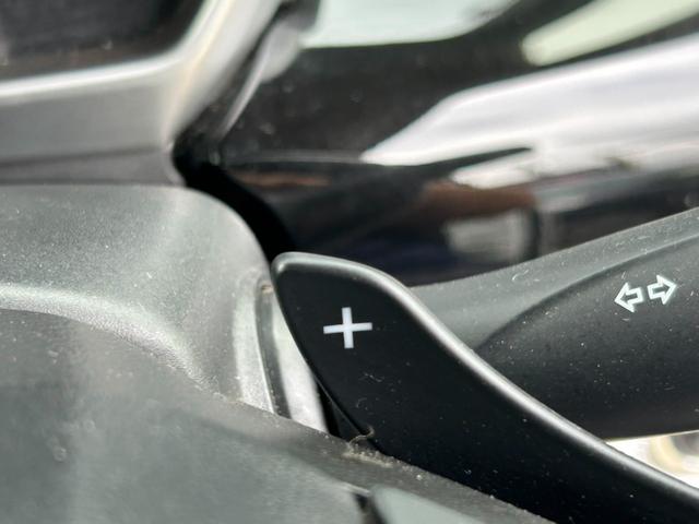 スペーシアカスタム ハイブリッドＸＳターボ　衝突軽減ブレーキ　両側パワースライドドア　社外ナビ　Ｂｌｕｅｔｏｏｔｈ　シートヒーター　クルーズコントロール　ＬＥＤヘッドライト　レーンアシスト　コーナーセンサー　ＥＴＣ　パドルシフト（12枚目）