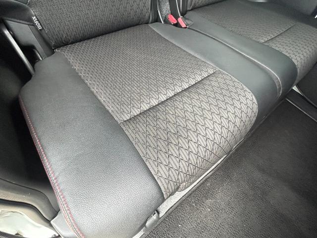 スペーシアカスタム ハイブリッドＸＳターボ　衝突軽減ブレーキ　両側パワースライドドア　社外ナビ　Ｂｌｕｅｔｏｏｔｈ　シートヒーター　クルーズコントロール　ＬＥＤヘッドライト　レーンアシスト　コーナーセンサー　ＥＴＣ　パドルシフト（41枚目）