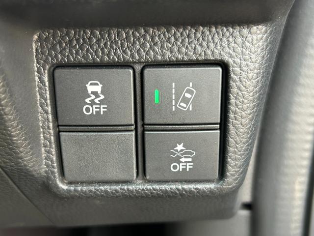 Ｎ－ＢＯＸカスタム Ｇ・Ｌホンダセンシング　衝突軽減ブレーキ　両側パワースライドドア　純正ナビ　バックカメラ　Ｂｌｕｅｔｏｏｔｈ　アダプティブクルーズコントロール　レーンアシスト　フルセグ　ＬＥＤヘッドライト　オートハイビーム　ＥＴＣ（11枚目）