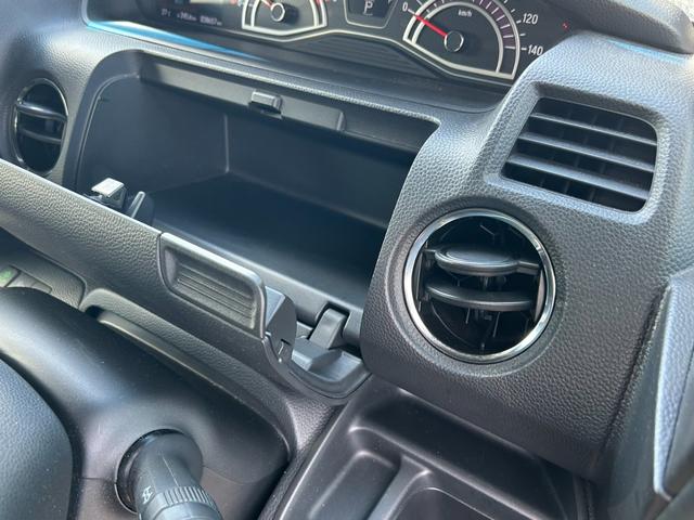 Ｎ－ＢＯＸカスタム Ｇ・Ｌホンダセンシング　衝突軽減ブレーキ　両側パワースライドドア　純正ナビ　バックカメラ　Ｂｌｕｅｔｏｏｔｈ　アダプティブクルーズコントロール　レーンアシスト　フルセグ　ＬＥＤヘッドライト　オートハイビーム　ＥＴＣ（32枚目）