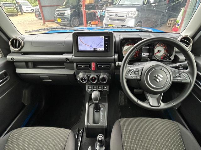 ジムニー ＸＣ　４ＷＤ　ターボ　デュアルセンサーブレーキサポート　社外ナビ　シートヒーター　　Ｂｌｕｅｔｏｏｔｈ　クルーズコントロール　バックカメラ　レーンキープ　ＬＥＤヘッドライト　オートライト　ＥＴＣ（4枚目）
