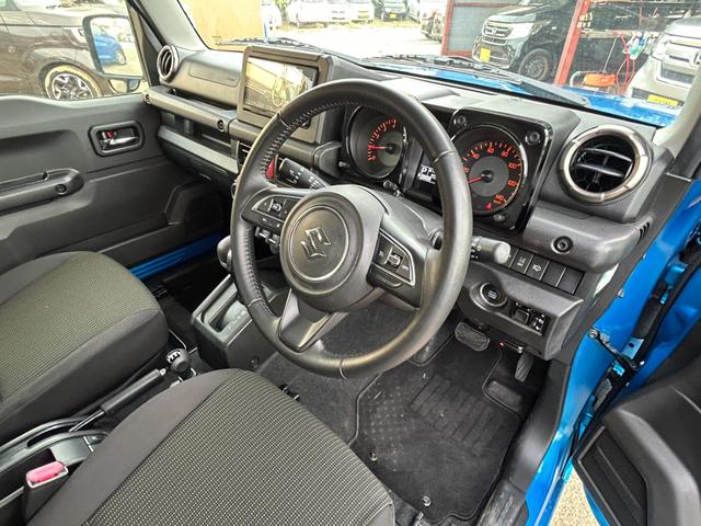 ジムニー ＸＣ　４ＷＤ　ターボ　デュアルセンサーブレーキサポート　社外ナビ　シートヒーター　　Ｂｌｕｅｔｏｏｔｈ　クルーズコントロール　バックカメラ　レーンキープ　ＬＥＤヘッドライト　オートライト　ＥＴＣ（35枚目）