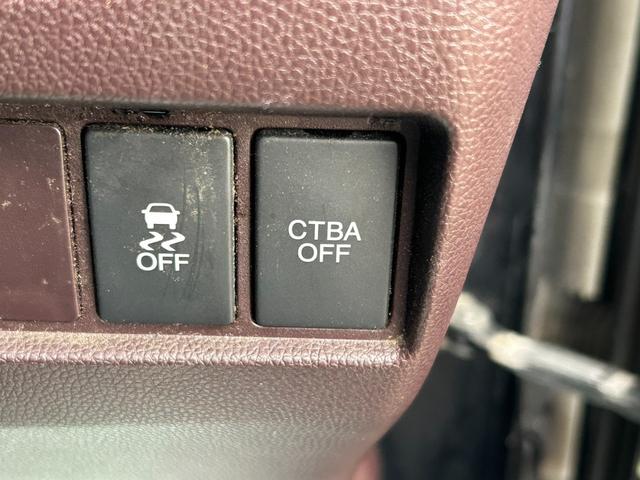 N-WGNカスタム G・ターボパッケージ あんしんパッケージ バックカメラ クルーズコントロール HIDヘッドライト 純正ディスプレイオーディオ ステアリングリモコン パドルシフト ETC アイドリングストップ スマートキー プッシュスタート(8枚目)