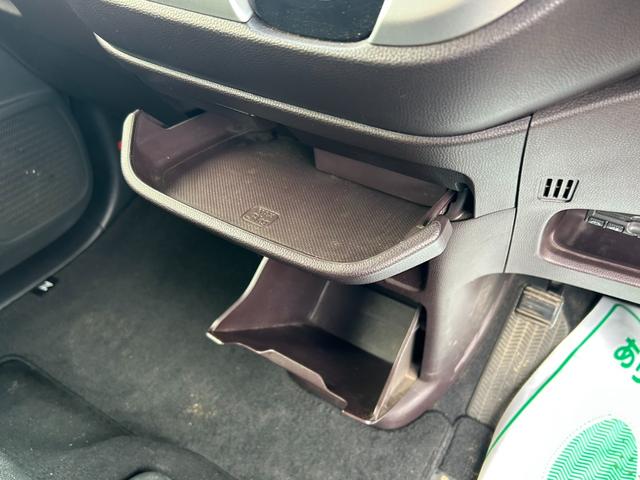 N-WGNカスタム G・ターボパッケージ あんしんパッケージ バックカメラ クルーズコントロール HIDヘッドライト 純正ディスプレイオーディオ ステアリングリモコン パドルシフト ETC アイドリングストップ スマートキー プッシュスタート(31枚目)