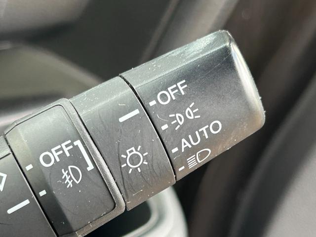 Ｎ－ＢＯＸカスタム Ｇ・Ｌホンダセンシング　衝突軽減ブレーキ　純正ナビ　バックカメラ　Ｂｌｕｅｔｏｏｔｈ　アダプティブクルーズコントロール　パワースライドドア　ＬＥＤヘッドライト　レーンアシスト　ステアリングリモコン　オートライト　ＥＴＣ（14枚目）