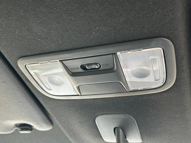 Ｎ－ＢＯＸカスタム Ｇ・Ｌホンダセンシング　衝突軽減ブレーキ　純正ナビ　バックカメラ　Ｂｌｕｅｔｏｏｔｈ　アダプティブクルーズコントロール　パワースライドドア　ＬＥＤヘッドライト　レーンアシスト　ステアリングリモコン　オートライト　ＥＴＣ（29枚目）