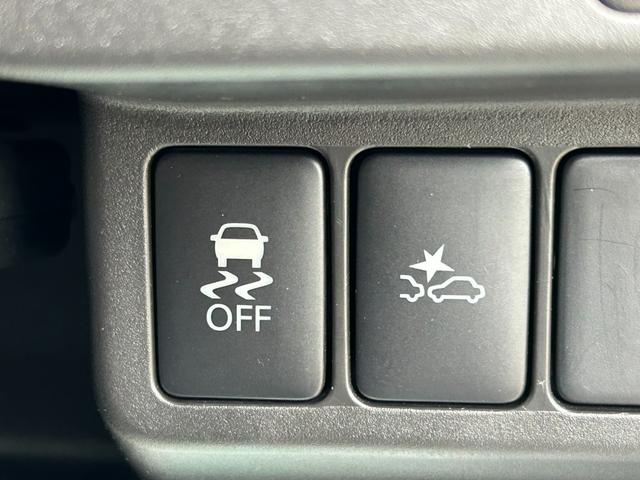 デイズ ハイウェイスター　Ｇターボ　エマージェンシーブレーキ　純正ナビ　アラウンドビューモニター　Ｂｌｕｅｔｏｏｔｈ　クルーズコントロール　フルセグ　オートハイビーム　ＨＩＤヘッドライト　アイドリングストップ　ＥＴＣ　スマートキー（9枚目）