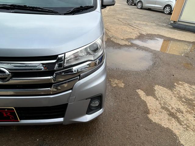 デイズ ハイウェイスター　Ｇターボ　エマージェンシーブレーキ　純正ナビ　アラウンドビューモニター　Ｂｌｕｅｔｏｏｔｈ　クルーズコントロール　フルセグ　オートハイビーム　ＨＩＤヘッドライト　アイドリングストップ　ＥＴＣ　スマートキー（27枚目）