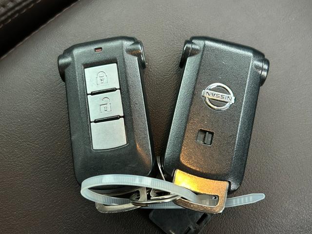 デイズルークス ハイウェイスター　Ｘ　Ｖセレクション　エマージェンシーブレーキ　両側パワースライドドア　フリップダウンモニター　純正ナビ　アラウンドビューモニター　フルセグ　Ｂｌｕｅｔｏｏｔｈ　オートハイビーム　ＬＥＤヘッドライト　ＥＴＣ　スマートキー（12枚目）