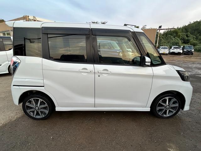 デイズルークス ハイウェイスター　Ｘ　Ｖセレクション　エマージェンシーブレーキ　両側パワースライドドア　フリップダウンモニター　純正ナビ　アラウンドビューモニター　フルセグ　Ｂｌｕｅｔｏｏｔｈ　オートハイビーム　ＬＥＤヘッドライト　ＥＴＣ　スマートキー（22枚目）