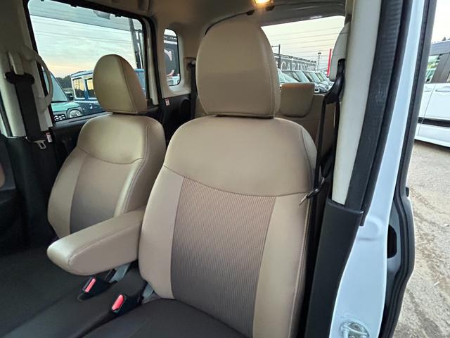 デイズルークス ハイウェイスター　Ｘ　Ｖセレクション　エマージェンシーブレーキ　両側パワースライドドア　フリップダウンモニター　純正ナビ　アラウンドビューモニター　フルセグ　Ｂｌｕｅｔｏｏｔｈ　オートハイビーム　ＬＥＤヘッドライト　ＥＴＣ　スマートキー（47枚目）