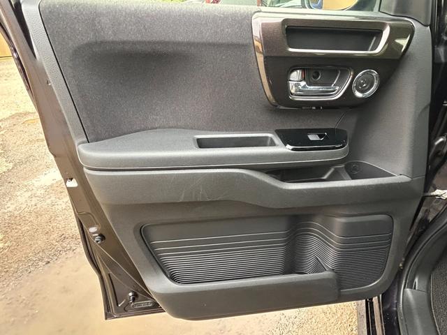 N-BOXカスタム G・Lホンダセンシング 衝突軽減ブレーキ 純正ナビ Bluetooth バックカメラ アダプティブクルーズコントロール レーンアシスト コーナーセンサー フルセグ LEDヘッドライト パワースライドドア ETC オートライト(51枚目)