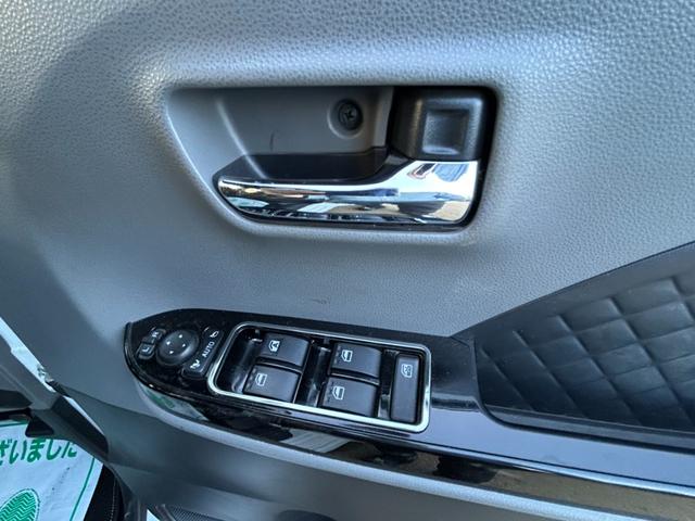 タント カスタムRS ターボ 衝突軽減ブレーキ 両側パワースライドドア 社外ナビ バックカメラ Bluetooth LEDヘッドライト コーナーセンサー ETC アイドリングストップ オートライト プッシュスタート(34枚目)