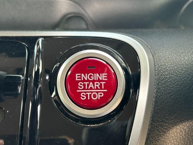 N-BOXカスタム G ターボSSパッケージ 衝突軽減ブレーキ 両側パワースライドドア 純正ナビ シートヒーター Bluetooth バックカメラ ETC クルーズコントロール ステアリングリモコン パドルシフト HIDヘッドライト オートライト(17枚目)