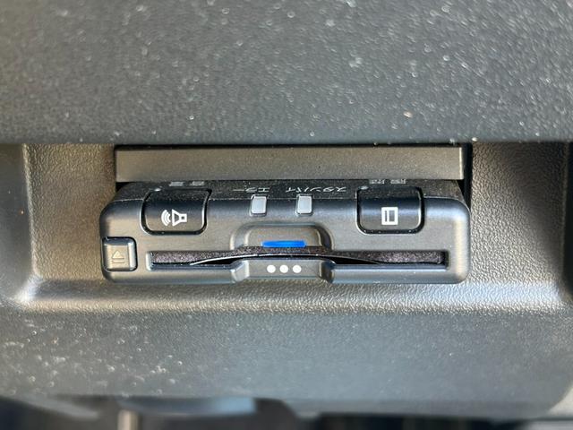 ジムニー XC 4WD ターボ 衝突軽減ブレーキ 社外ナビ シートヒーター Bluetooth クルーズコントロール レーンアシスト LEDヘッドライト ダウンヒルアシストコントロール ETC 地デジ オートライト(13枚目)