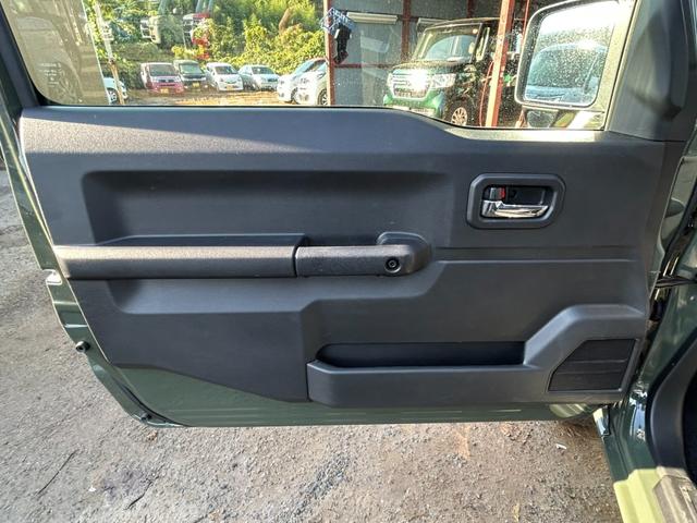 ジムニー XC 4WD ターボ 衝突軽減ブレーキ 社外ナビ シートヒーター Bluetooth クルーズコントロール レーンアシスト LEDヘッドライト ダウンヒルアシストコントロール ETC 地デジ オートライト(50枚目)