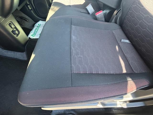 ワゴンＲスティングレー ハイブリッドＸ　衝突軽減ブレーキ　社外ナビ　シートヒーター　レーンアシスト　Ｂｌｕｅｔｏｏｔｈ　ＬＥＤヘッドライト　地デジ　オートライト　ヘッドアップディスプレイ　ステアリングリモコン　アイドリングストップ（48枚目）