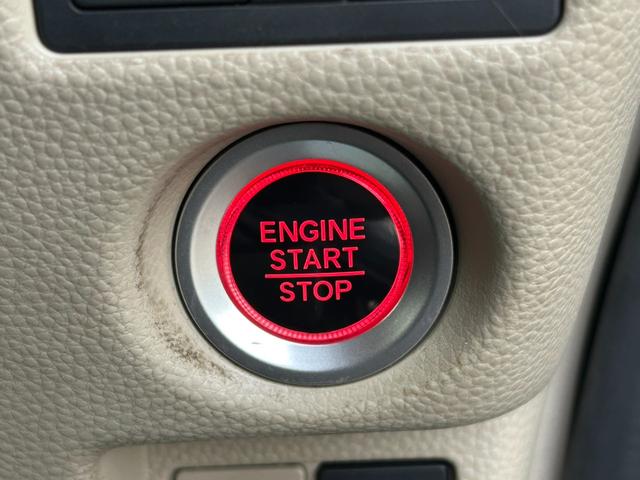 Ｎ－ＢＯＸ Ｇ・Ｌ　ワンオーナー　社外ナビ　バックカメラ　ＬＥＤヘッドライト　パワースライドドア　ＥＴＣ　ステアリングリモコン　地デジ　アイドリングストップ　スマートキー　プッシュスタート（9枚目）