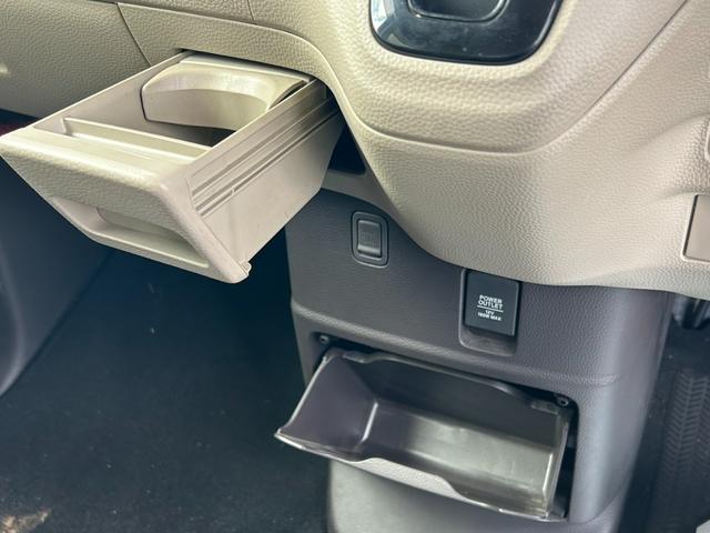 Ｎ－ＢＯＸ Ｇ・Ｌ　ワンオーナー　社外ナビ　バックカメラ　ＬＥＤヘッドライト　パワースライドドア　ＥＴＣ　ステアリングリモコン　地デジ　アイドリングストップ　スマートキー　プッシュスタート（28枚目）