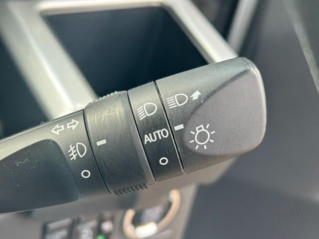 ピクシスメガ Ｌ　ＳＡＩＩＩ　スマートアシストＩＩＩ　両側パワースライドドア　純正ナビ　バックカメラ　Ｂｌｕｅｔｏｏｔｈ　オートハイビーム　ＥＴＣ　ステアリングリモコン　プッシュスタート　スマートキー（12枚目）