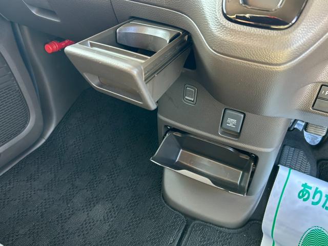 Ｎ－ＢＯＸ Ｌ・ターボ　４ＷＤ　ホンダセンシング　両側パワースライドドア　純正ナビ　シートヒーター　アダプティブクルーズコントロール　Ｂｌｕｅｔｏｏｔｈ　フルセグ　レーンアシスト　ＬＥＤヘッドライト　コーナーセンサー（37枚目）