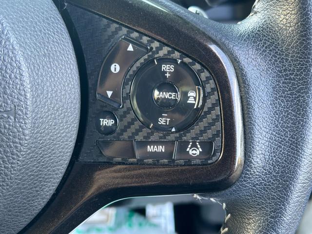 Ｎ－ＢＯＸカスタム Ｇ・Ｌターボホンダセンシング　４ＷＤ　衝突軽減ブレーキ　両側パワースライドドア　９インチ社外ナビ　シートヒーター　アダプティブクルーズコントロール　Ｂｌｕｅｔｏｏｔｈ　フルセグ　レーンアシスト　パドルシフト　ステアリングリモコン（11枚目）