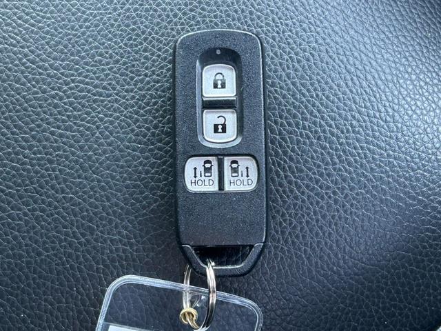 Ｎ－ＢＯＸカスタム Ｇ・Ｌターボホンダセンシング　４ＷＤ　衝突軽減ブレーキ　両側パワースライドドア　９インチ社外ナビ　シートヒーター　アダプティブクルーズコントロール　Ｂｌｕｅｔｏｏｔｈ　フルセグ　レーンアシスト　パドルシフト　ステアリングリモコン（17枚目）