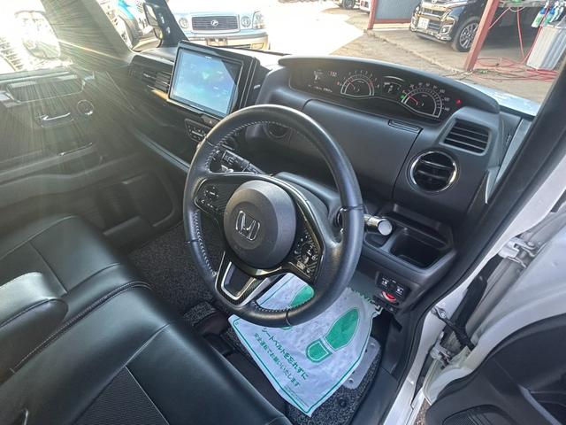 Ｎ－ＢＯＸカスタム Ｇ・Ｌターボホンダセンシング　４ＷＤ　衝突軽減ブレーキ　両側パワースライドドア　９インチ社外ナビ　シートヒーター　アダプティブクルーズコントロール　Ｂｌｕｅｔｏｏｔｈ　フルセグ　レーンアシスト　パドルシフト　ステアリングリモコン（35枚目）