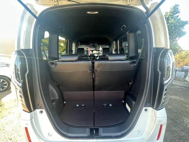Ｎ－ＢＯＸカスタム Ｇ・Ｌターボホンダセンシング　４ＷＤ　衝突軽減ブレーキ　両側パワースライドドア　９インチ社外ナビ　シートヒーター　アダプティブクルーズコントロール　Ｂｌｕｅｔｏｏｔｈ　フルセグ　レーンアシスト　パドルシフト　ステアリングリモコン（43枚目）