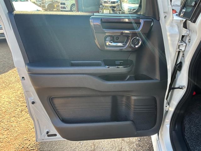 Ｎ－ＢＯＸカスタム Ｇ・Ｌターボホンダセンシング　４ＷＤ　衝突軽減ブレーキ　両側パワースライドドア　９インチ社外ナビ　シートヒーター　アダプティブクルーズコントロール　Ｂｌｕｅｔｏｏｔｈ　フルセグ　レーンアシスト　パドルシフト　ステアリングリモコン（53枚目）