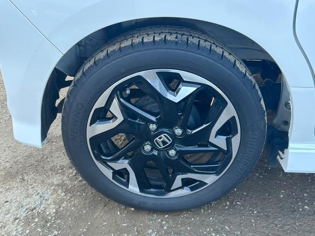 Ｎ－ＢＯＸカスタム Ｇ・Ｌターボホンダセンシング　４ＷＤ　衝突軽減ブレーキ　両側パワースライドドア　９インチ社外ナビ　シートヒーター　アダプティブクルーズコントロール　Ｂｌｕｅｔｏｏｔｈ　フルセグ　レーンアシスト　パドルシフト　ステアリングリモコン（56枚目）