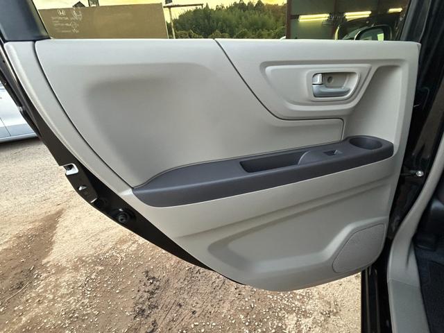 Ｎ－ＷＧＮ Ｇ　ＳＳパッケージ　あんしんパッケージ　社外ナビ　バックカメラ　Ｂｌｕｅｔｏｏｔｈ　フルセグ　ＥＴＣ　ステアリングリモコン　アイドリングストップ　スマートキー　プッシュスタート（48枚目）