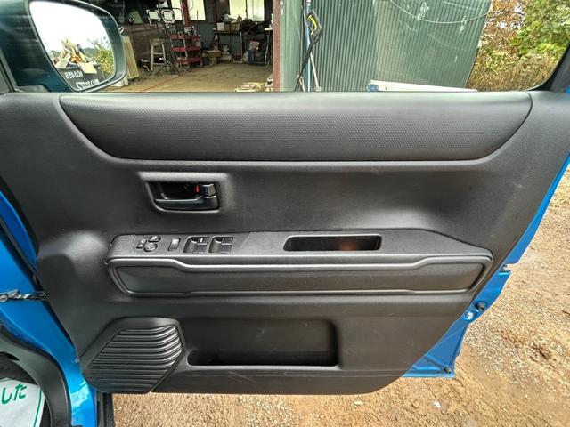 ハスラー ハイブリッドＧ　デュアルカメラブレーキサポート　社外ナビ　バックカメラ　シートヒーター　Ｂｌｕｅｔｏｏｔｈ　コーナーセンサー　レーンアシスト　アイドリングストップ　オートライト　ＥＴＣ　スマートキー　プッシュスタート（36枚目）