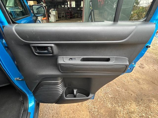 ハスラー ハイブリッドＧ　デュアルカメラブレーキサポート　社外ナビ　バックカメラ　シートヒーター　Ｂｌｕｅｔｏｏｔｈ　コーナーセンサー　レーンアシスト　アイドリングストップ　オートライト　ＥＴＣ　スマートキー　プッシュスタート（41枚目）