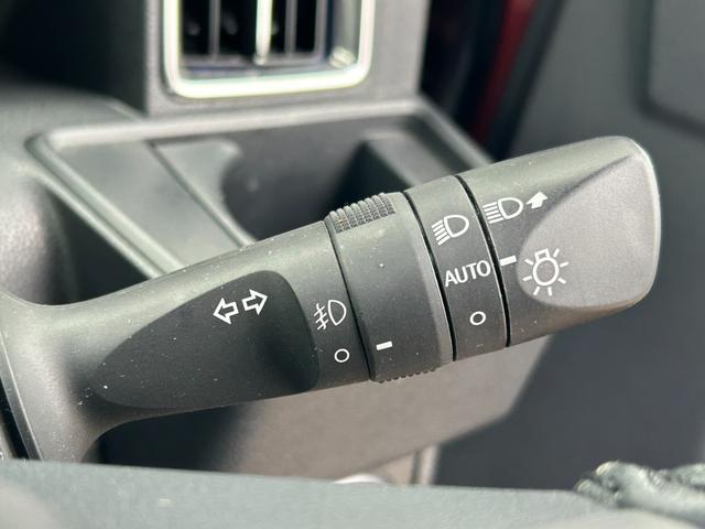 シフォン カスタムRS リミテッド スマートアシスト ターボ スマアシ 両側パワースライドドア 純正ナビ シートヒーター アラウンドビューモニター Bluetooth アダプティブクルーズコントロール フルセグ LEDヘッドライト コーナーセンサー(13枚目)