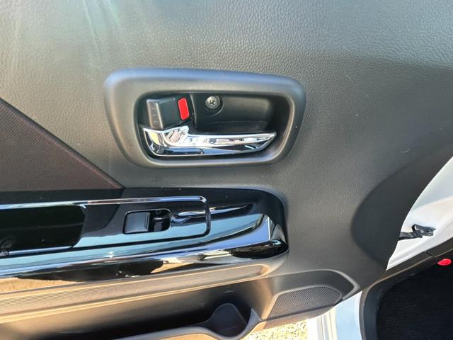 ワゴンＲスティングレー ハイブリッドＸ　デュアルセンサーブレーキサポート　社外ナビ　Ｂｌｕｅｔｏｏｔｈ　シートヒーター　フルセグ　レーンアシスト　ＬＥＤヘッドライト　オートライト　ヘッドアップディスプレイ　ステアリングリモコン（52枚目）